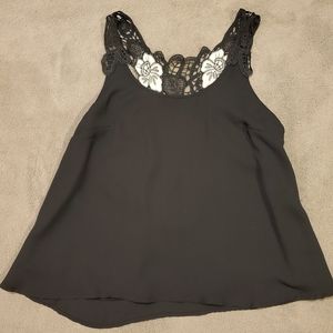 Sleeveless Layered Top